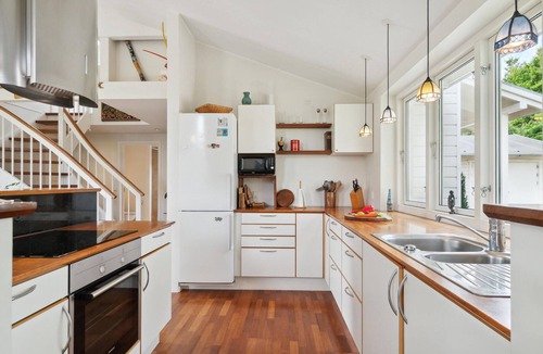 Vibæk Strand House | 3 bedroom amazing home in Ebeltoft