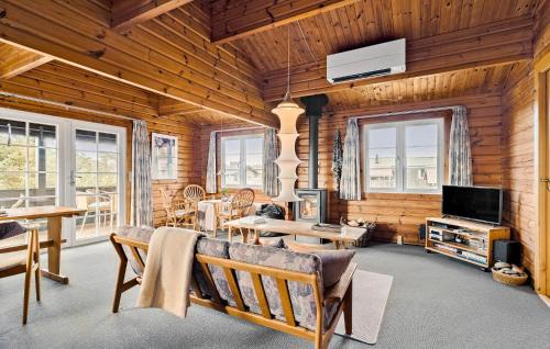Houvig Strand House | 3 Bedroom Amazing Home In Ringkøbing