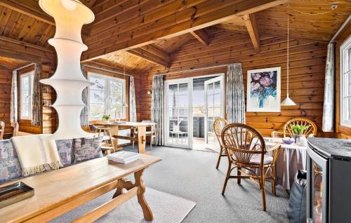 Houvig Strand House | 3 Bedroom Amazing Home In Ringkøbing