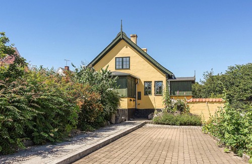 Listed House | 3 bedroom amazing home in Svaneke