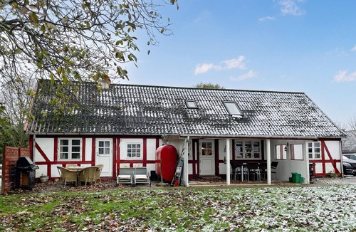 Bago House | 3 bedroom amazing home in Assens