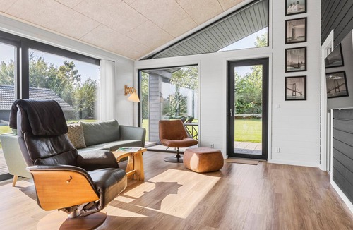 Mommark Strand House | 3 bedroom amazing home in Sydals