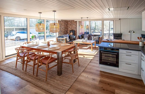 Hvalpsund House | 3 bedroom amazing home in Farsø