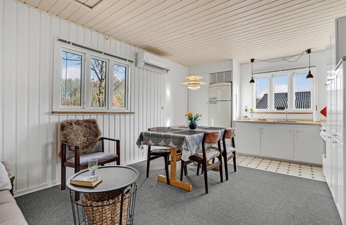 Give House | 3 bedroom amazing home in Give