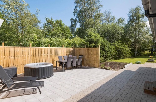 Hou House | 3 bedroom amazing home in Hals