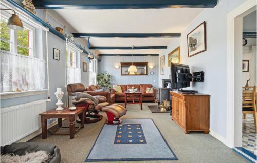Helsned House | 3 Bedroom Amazing Home In Humble