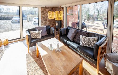Hvalpsund House | 3 Bedroom Amazing Home In Farsø