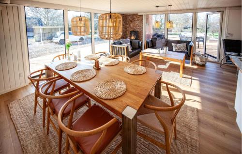 Hvalpsund House | 3 Bedroom Amazing Home In Farsø