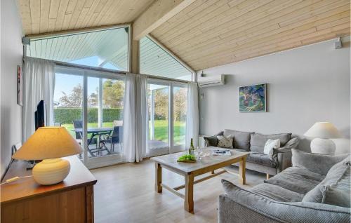 Knubbeløkke House | 3 Bedroom Amazing Home In Nakskov