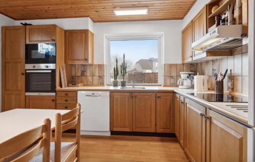 Sundstrup House | 3 Bedroom Amazing Home In Skals