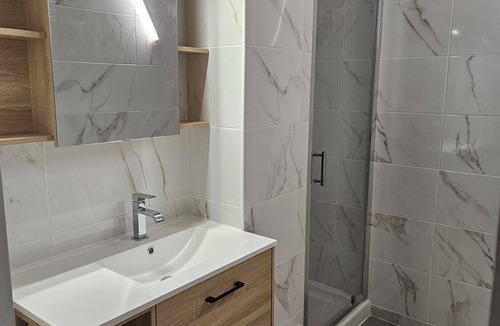 Saint-Herblain Apartment | 3-bedroom apartment for 6/8 people, close to transport links
