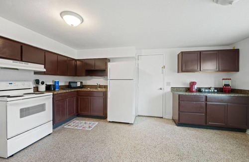Westside Apartment | 3-bedroom apartment with AC in Jacksonville