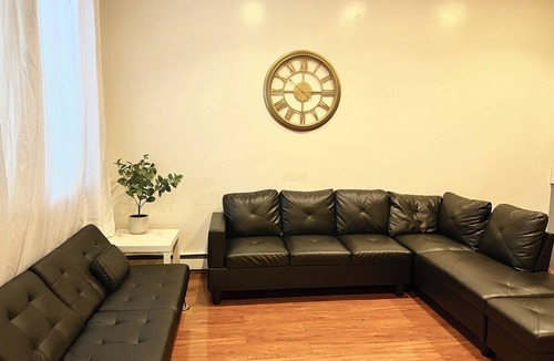 South Side Apartment | 3-bedroom apartment