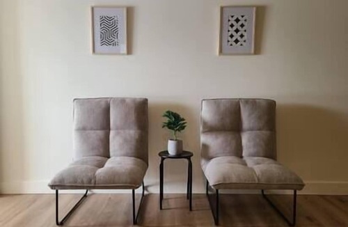 Cite-Universitaire Apartment | 3-Bedroom Apartment.
