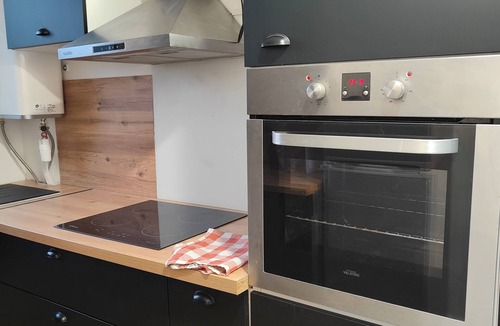 Estanove Apartment | 3-bedroom apartment + balcony and parking
