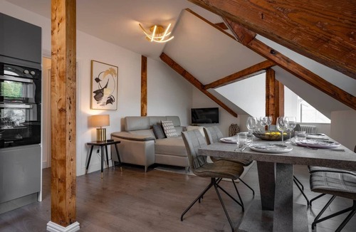 Windermere Apartment | 3 Bedroom Apartment in Windermere - Bathtub