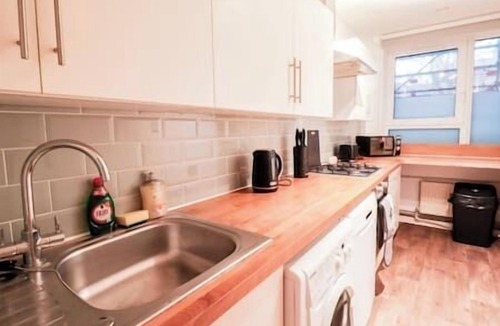 Belsize Apartment | 3 Bedroom Apartment - Great Location!