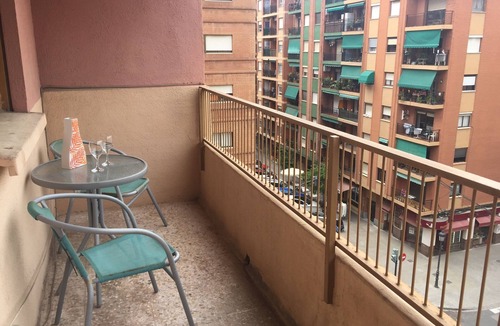 Ciutat Jardi Apartment | 3 bedroom apartment in Valencia Center