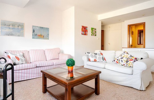 Ciutat Jardi Apartment | 3 bedroom apartment in Valencia Center