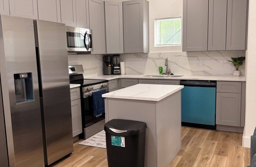 Northeast Houston Apartment | 3-bedroom apartment in perfect Houston with cool AC