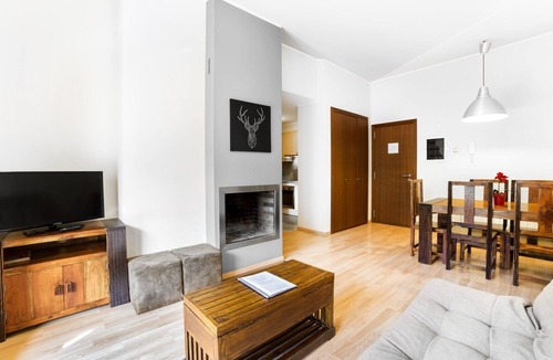 El Tarter Apartment | 3 Bedroom Apartment next to ski slopes. El Tarter. FLOC 32