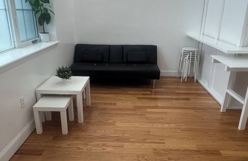 University Gardens Apartment | 3-bedroom apartment