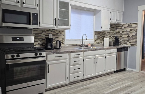 Stockade Historic District Apartment | 3 bedroom apartment for rent