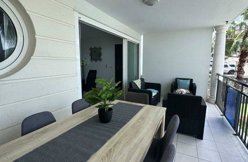 Marigot Apartment | 3 bedroom apartment with pool