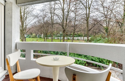 Belleville Apartment | 3 bedroom apartment with balconies