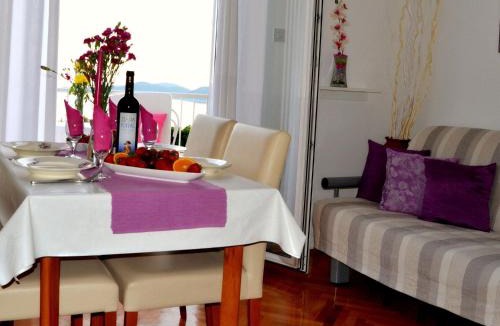 Brsecine Apartment | 3 bedroom apartment with balcony