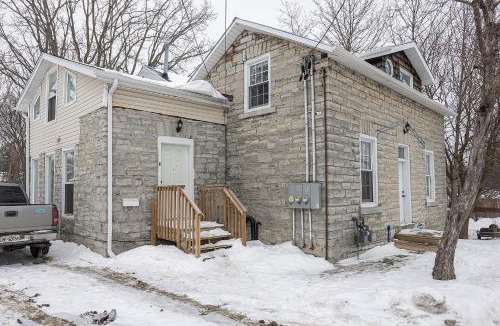 Kingston Apartment | 3 bedroom appartment-limestone