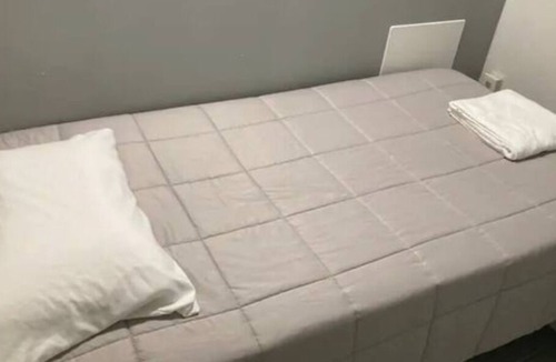 Graduate Hospital Apartment | 3 Bedroom Apt at South Philly