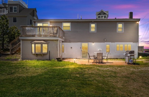 Newbury Apartment | 3 Bedroom Apt Walk to Beach with Yard & Fire Pit