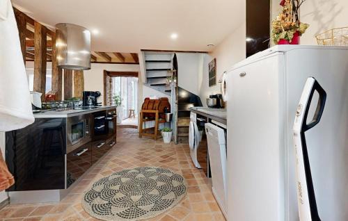 Neuilly-le-Vendin House | 3 Bedroom Awesome Home In Neuilly Le Vendin
