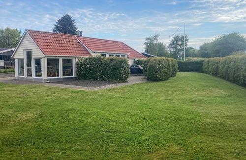 Middelfart House | 3 bedroom awesome home in Brenderup Fyn