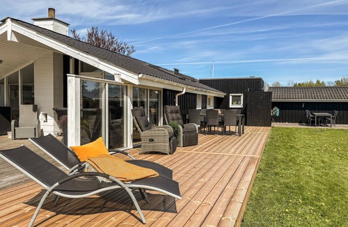 Nordstrand House | 3 bedroom awesome home in Frederikshavn