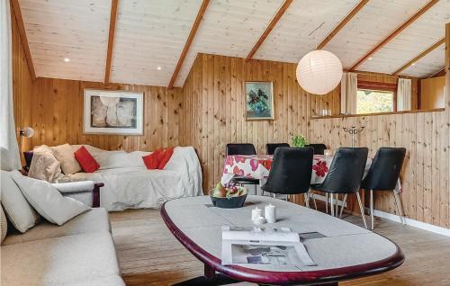Skovmose House | 3 Bedroom Awesome Home In Sydals