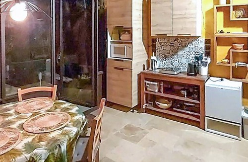 Carpentras House | 3 bedroom awesome home in Carpentras