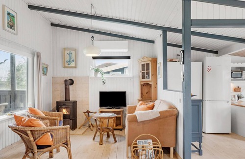 Dannemare House | 3 bedroom awesome home in Dannemare