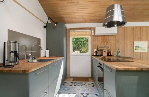 Øer Strand House | 3 bedroom awesome home in Ebeltoft