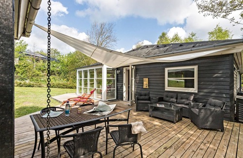 Vibæk Strand House | 3 bedroom awesome home in Ebeltoft