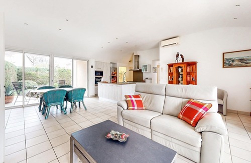 Prayssac House | 3 bedroom awesome home in Prayssac