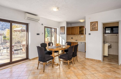 Cesarica House | 3 bedroom awesome home in Cesarica