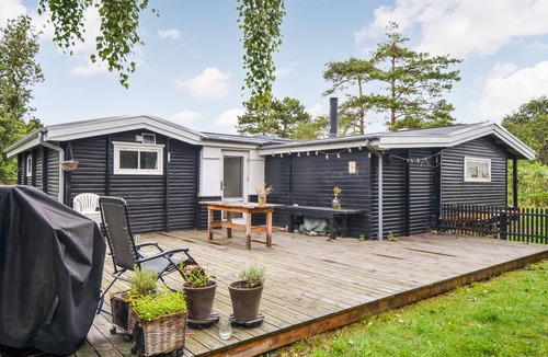 Anholt House | 3 bedroom awesome home in Anholt