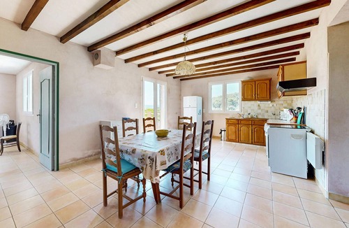 Bedoin House | 3 bedroom awesome home in Bédoin