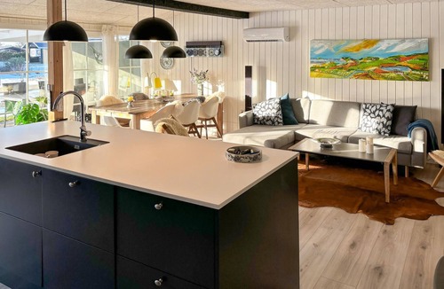 Hvalpsund House | 3 bedroom awesome home in Farsø