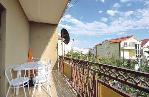 Kastel Luksic Apartment | 3 bedroom awesome apartment in Kastel Luksic