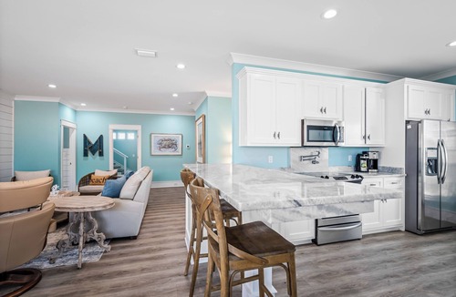 Pass Chateau Harbor House | 3 Bedroom Bay Front Home with Private Pool