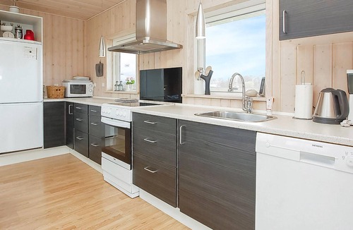Flovt Strand House | 3 bedroom beach front home in Haderslev