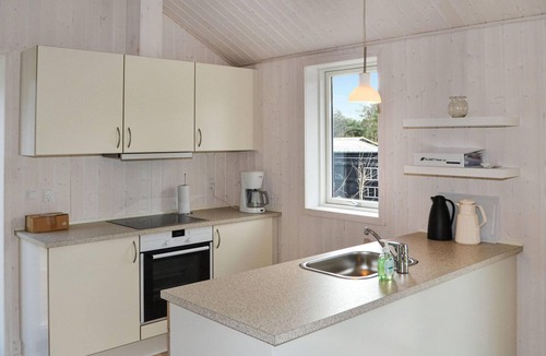Knebel House | 3 bedroom beach front home in Knebel